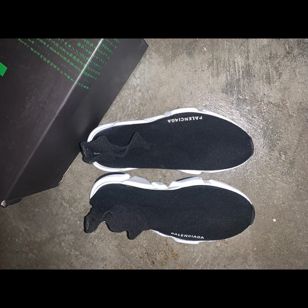 ORIGINAL ‘BALENCIAGA’ - Picture 2 of 5